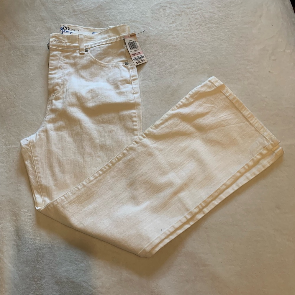 NWT Style & Co.  Tummy-Control,  White , 10 Petite